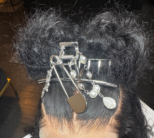 The “Platinum Pin Up” Hair Clip