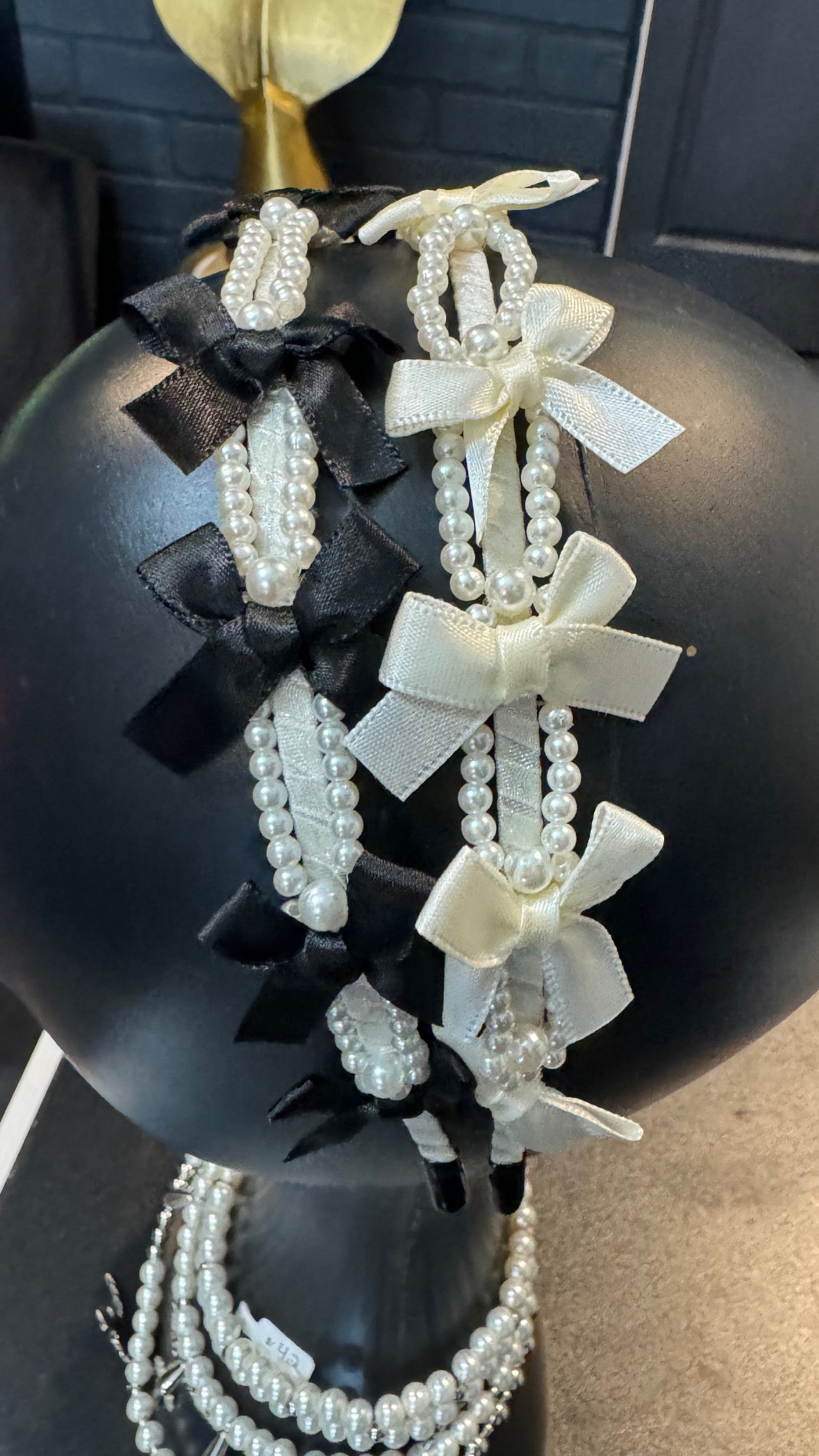 “Pearls, Bows & Bands” Headband